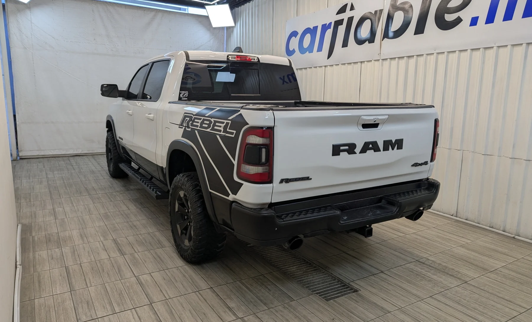 Ram 1500 Rebel 2019 — exterior 6 de 10