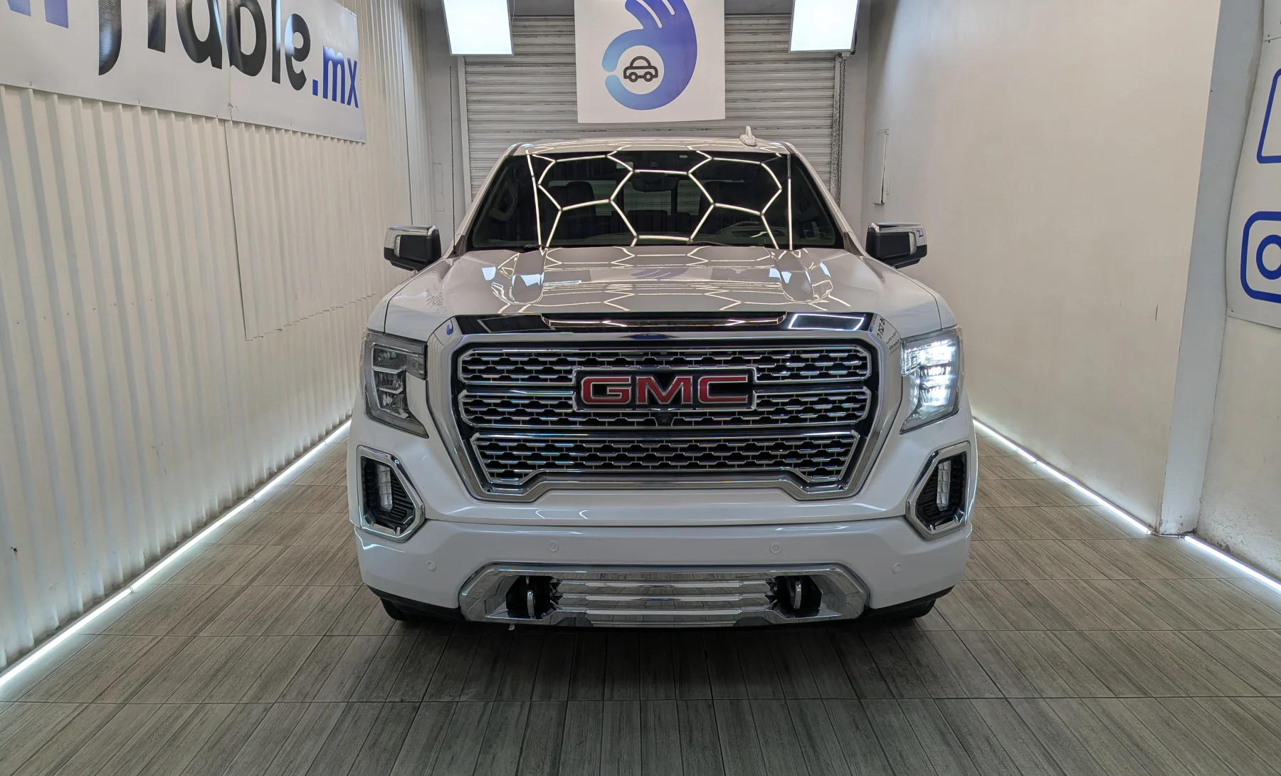 GMC Sierra 1500 Denali 2019 — exterior 2 de 10