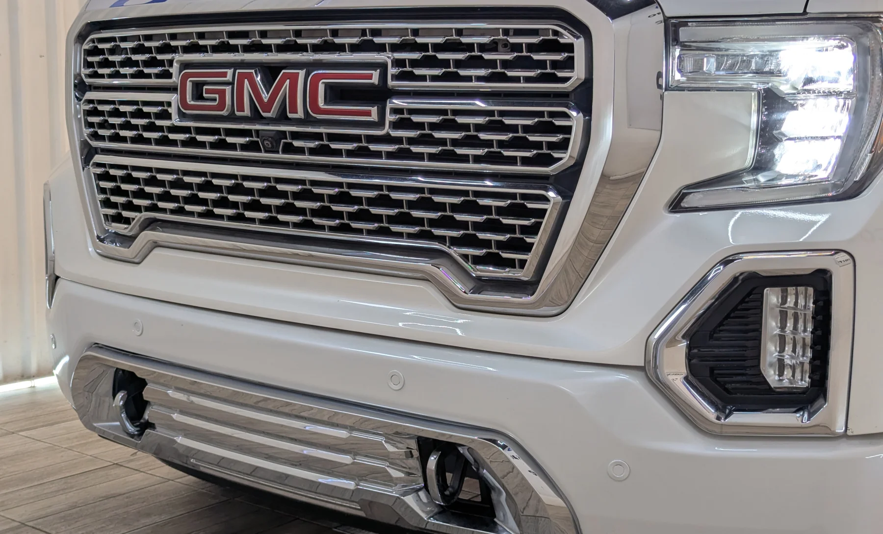 GMC Sierra 1500 Denali 2019 — exterior 7 de 10