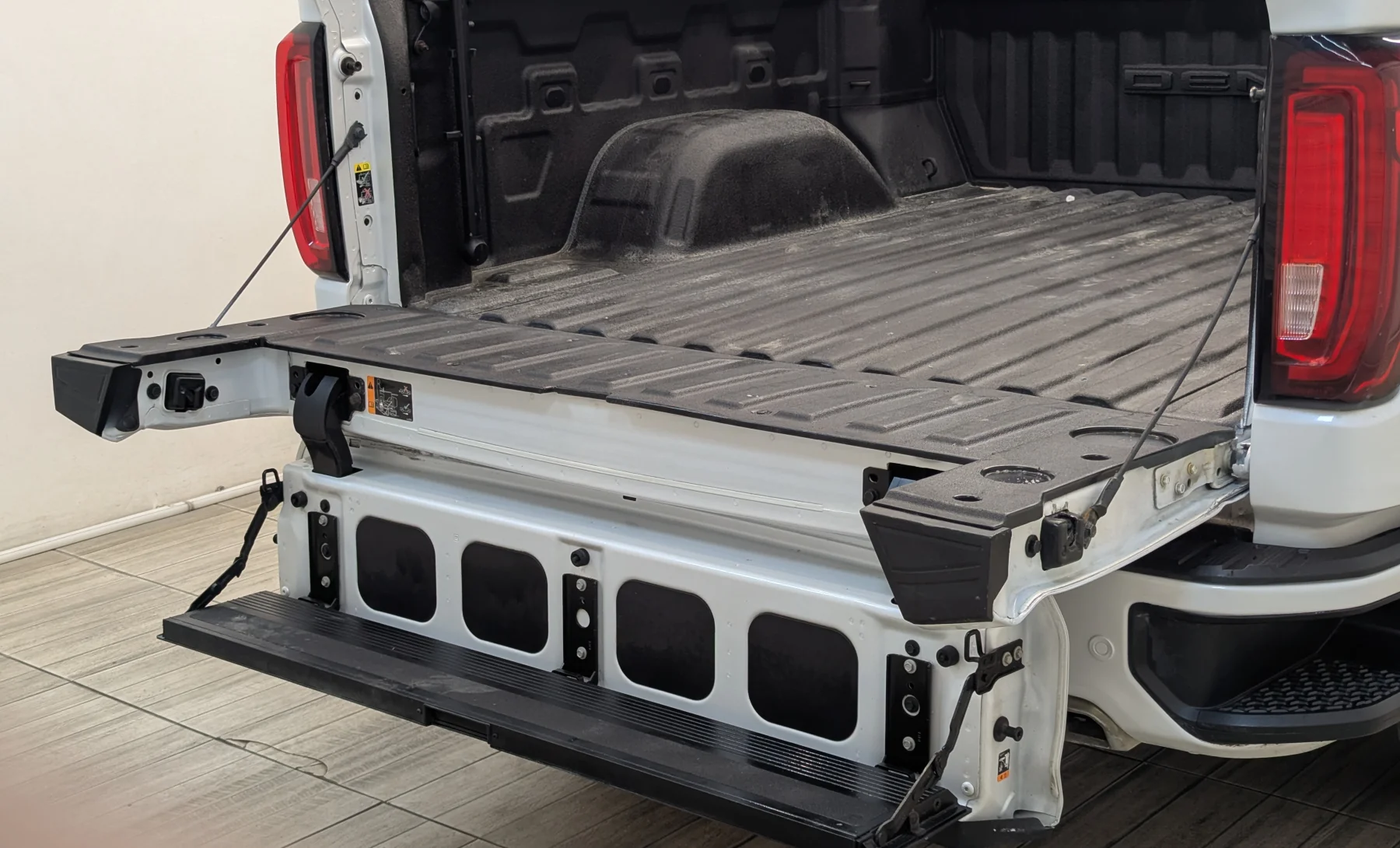 GMC Sierra 1500 Denali 2019 — exterior 9 de 10