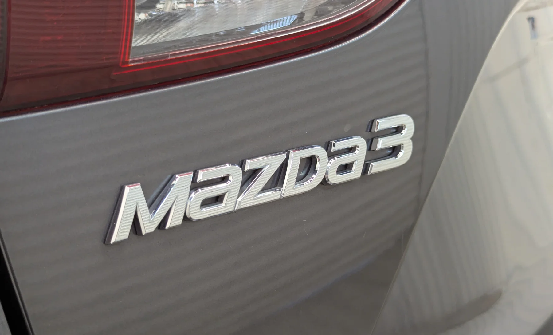 Mazda 3 Sport 2017 — exterior 7 de 10