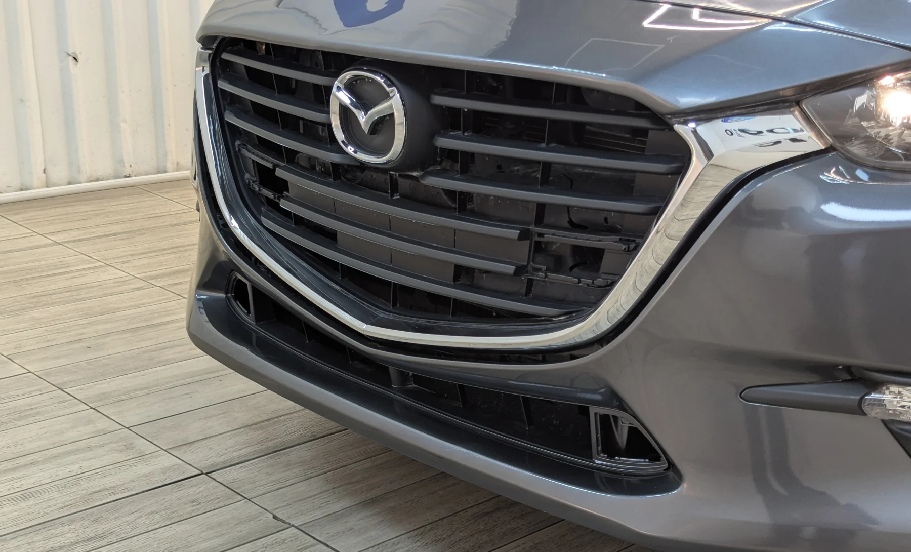 Mazda 3 Sport 2017 — exterior 8 de 10