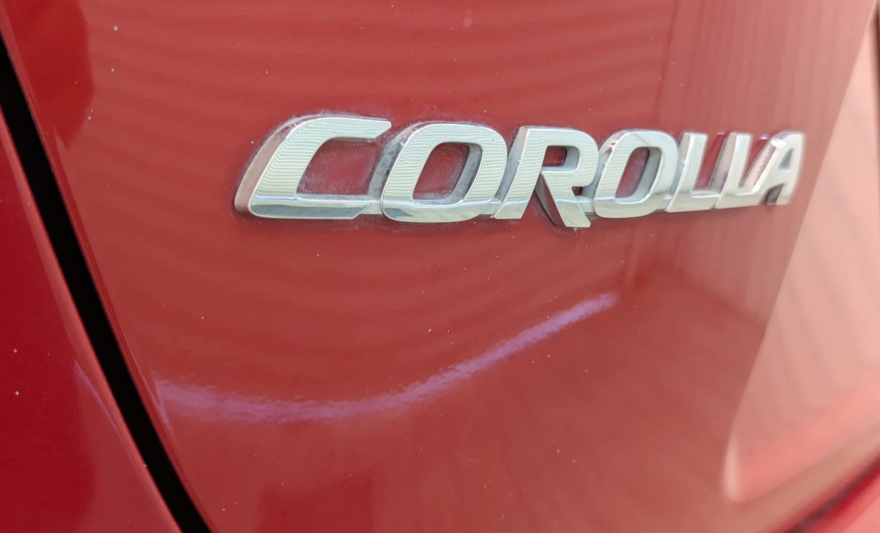 Toyota Corolla LE 2020 — exterior 7 de 10
