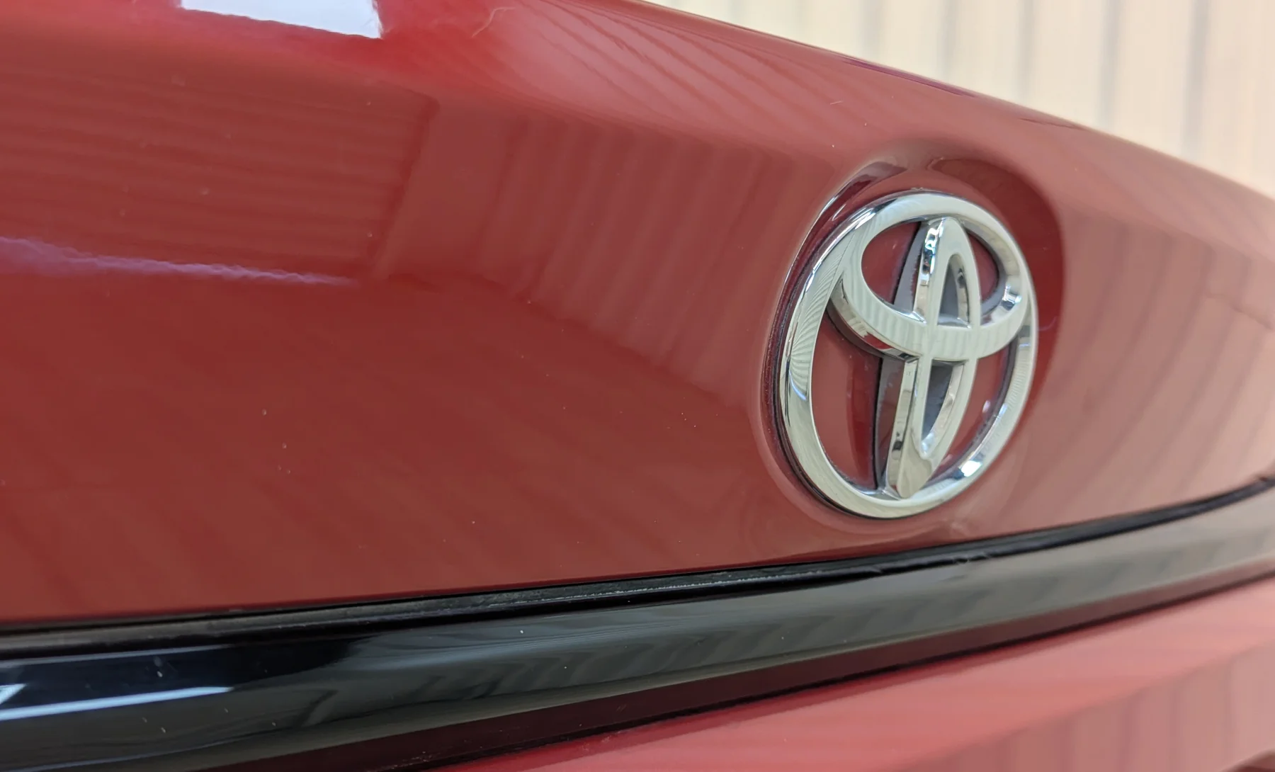 Toyota Corolla LE 2020 — exterior 8 de 10