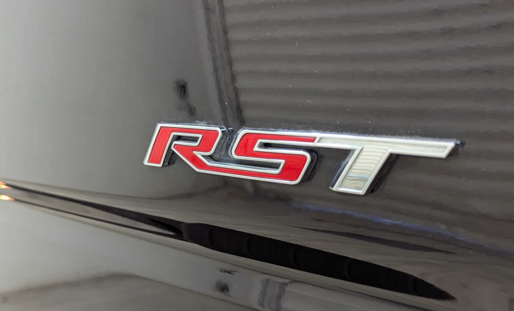 Chevrolet Cheyenne RST 2023 — exterior 9 de 10