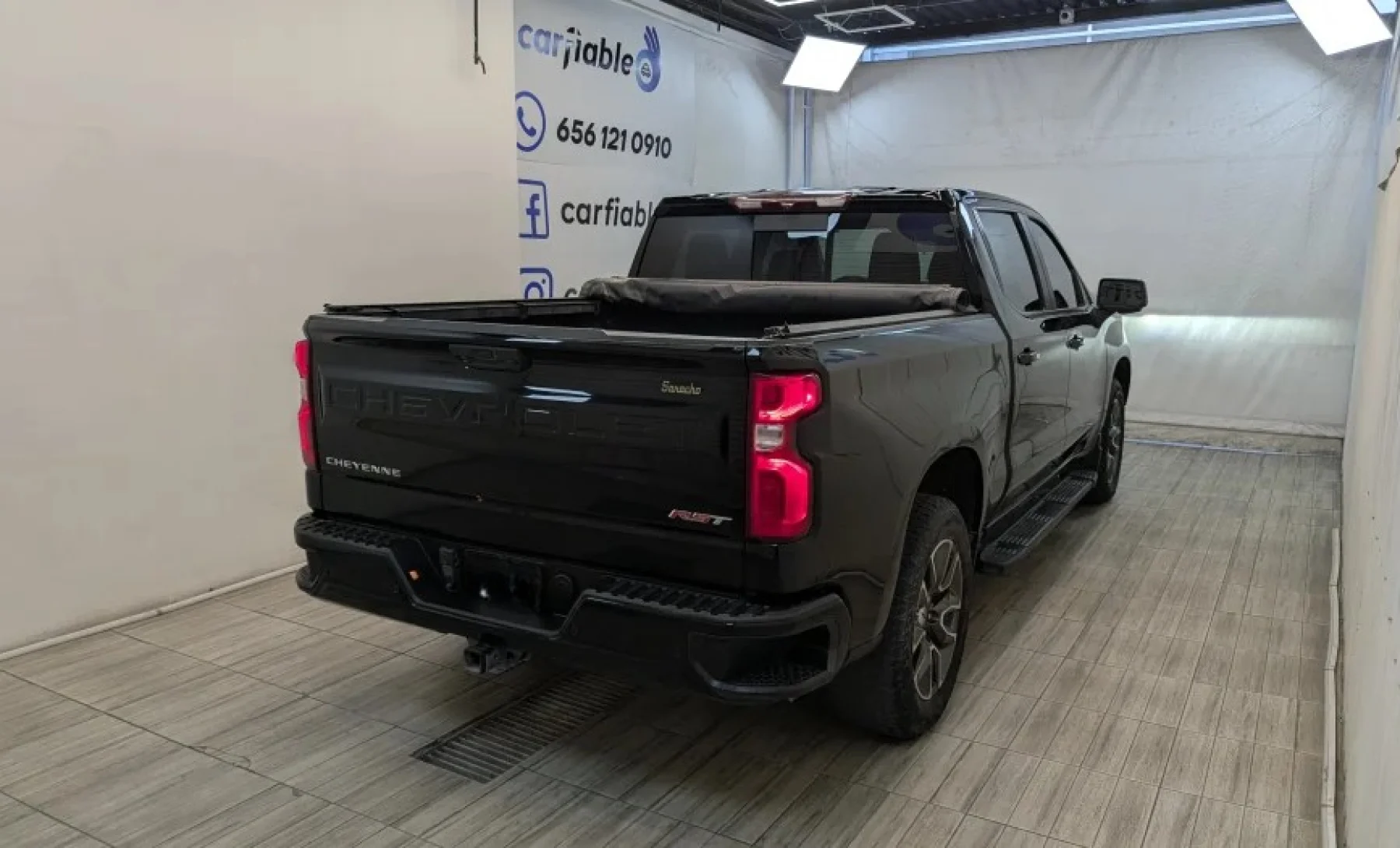 Chevrolet Cheyenne RST 2023 — exterior 4 de 10