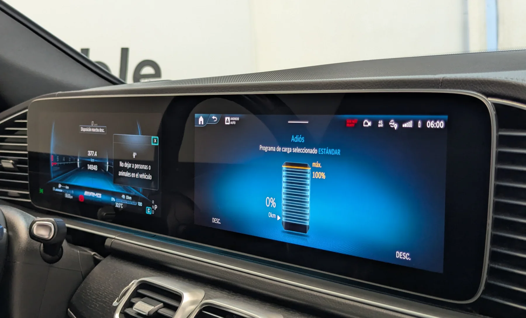 Mercedes-Benz GLE53 AMG 4Matic+ 2025 — interior 3 de 10