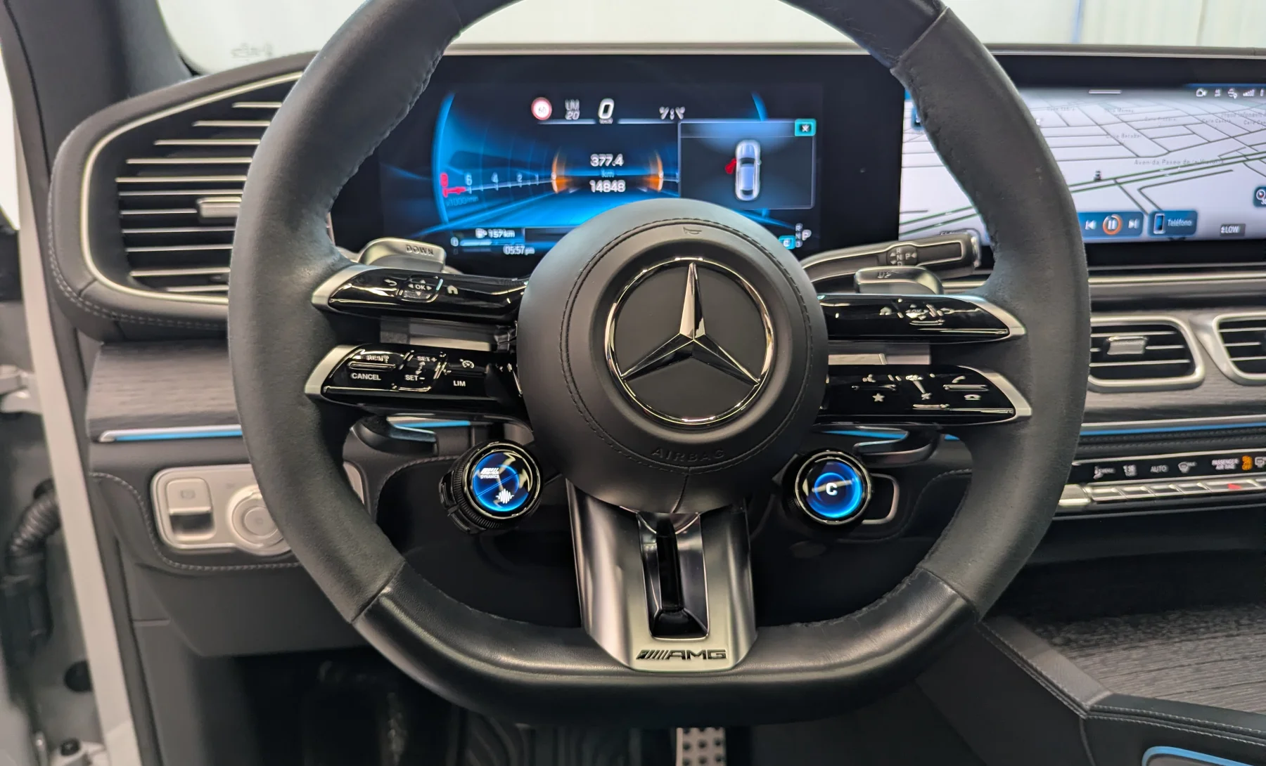 Mercedes-Benz GLE53 AMG 4Matic+ 2025 — interior 7 de 10