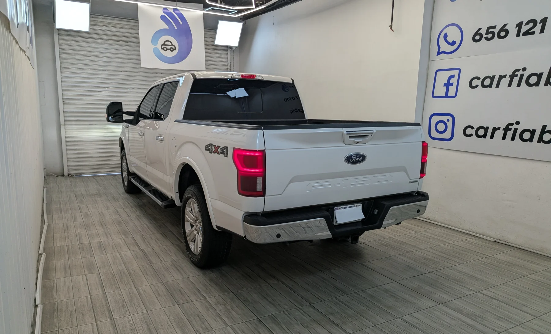 Ford F-150 Lariat 2019 — exterior 6 de 10
