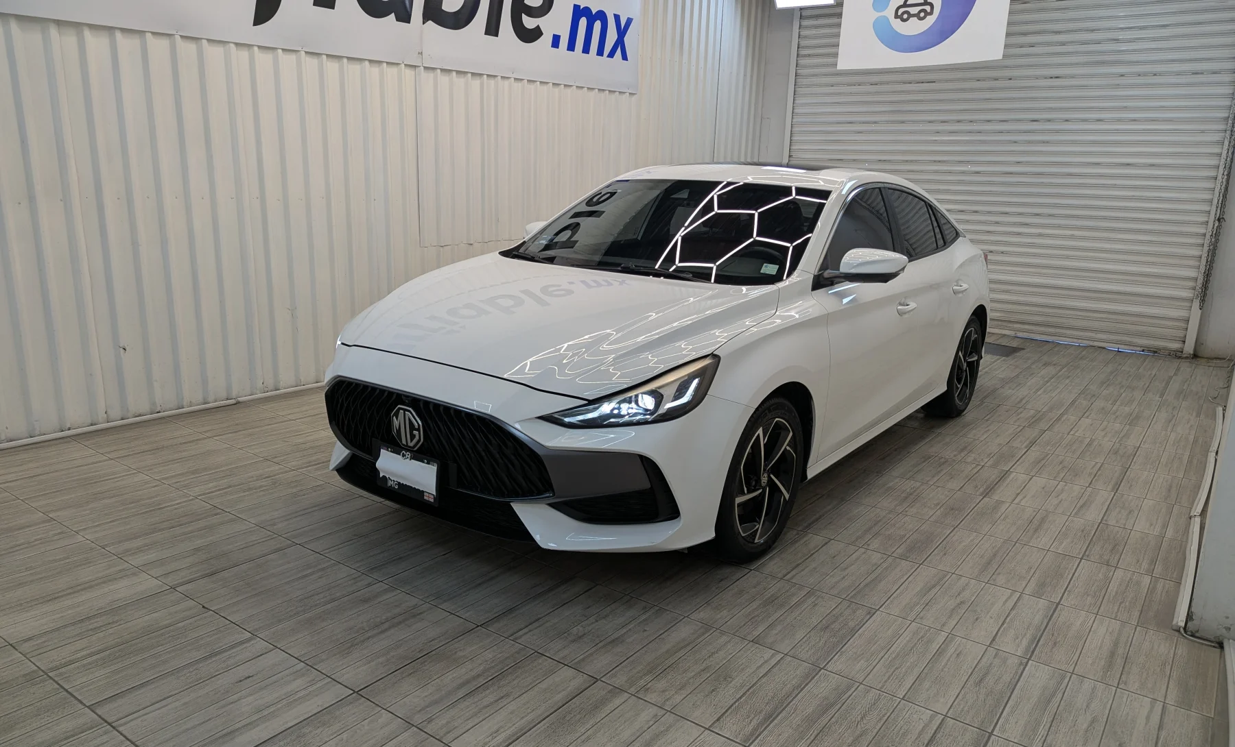 MG GT Alpha 2023 — exterior 1 de 11