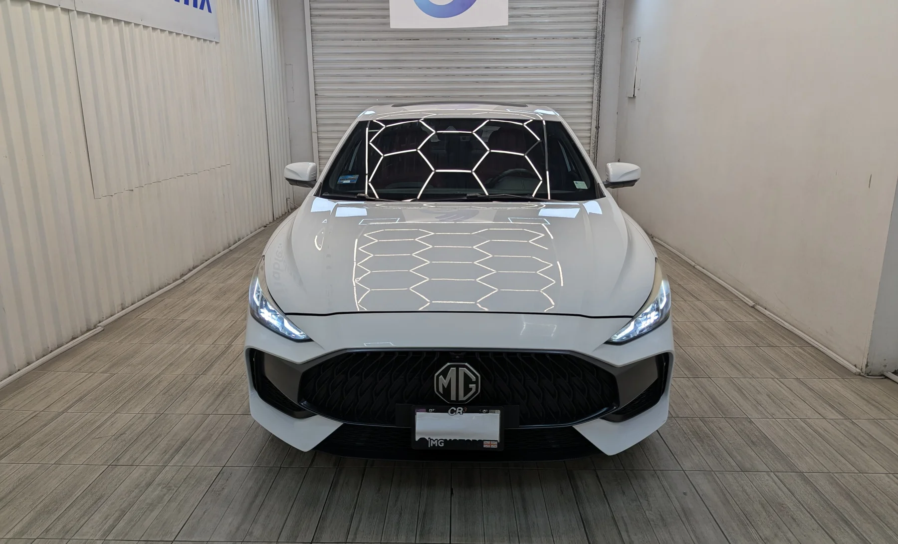 MG GT Alpha 2023 — exterior 11 de 11