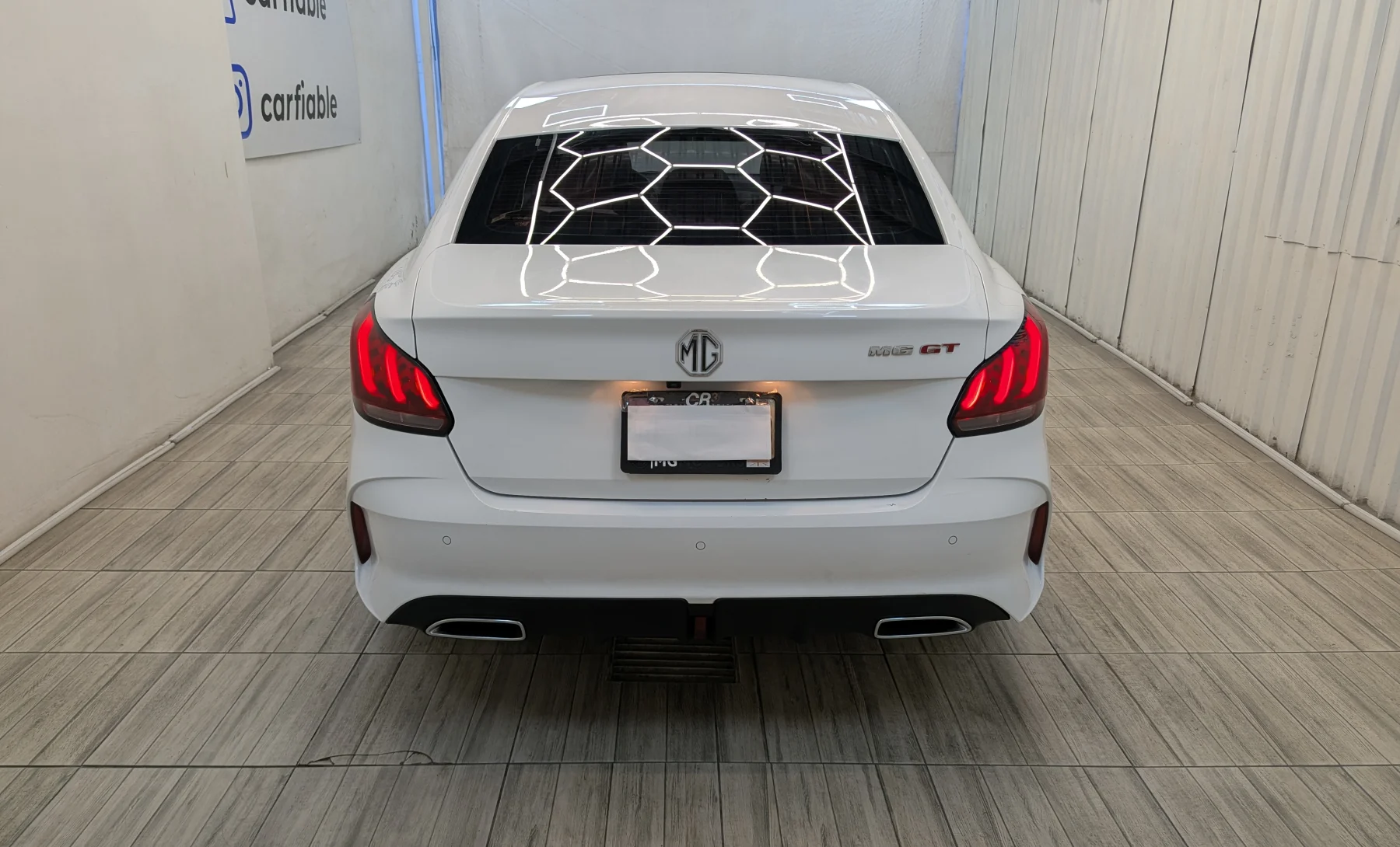MG GT Alpha 2023 — exterior 5 de 11