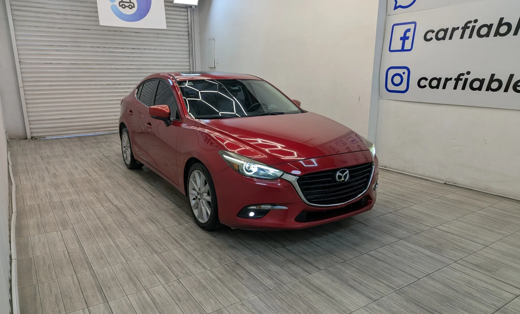 Mazda 3 s Grand Touring 2018 — exterior 3 de 10