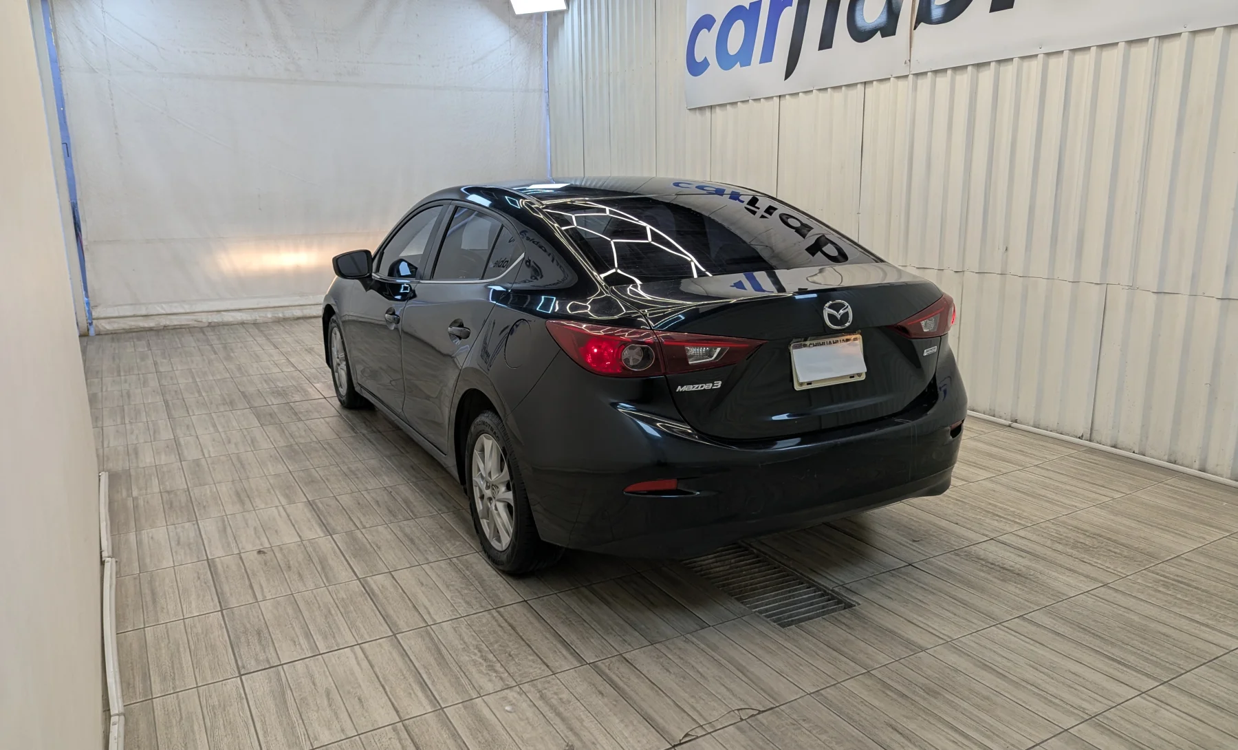 Mazda 3 I Touring 2018 — exterior 6 de 10