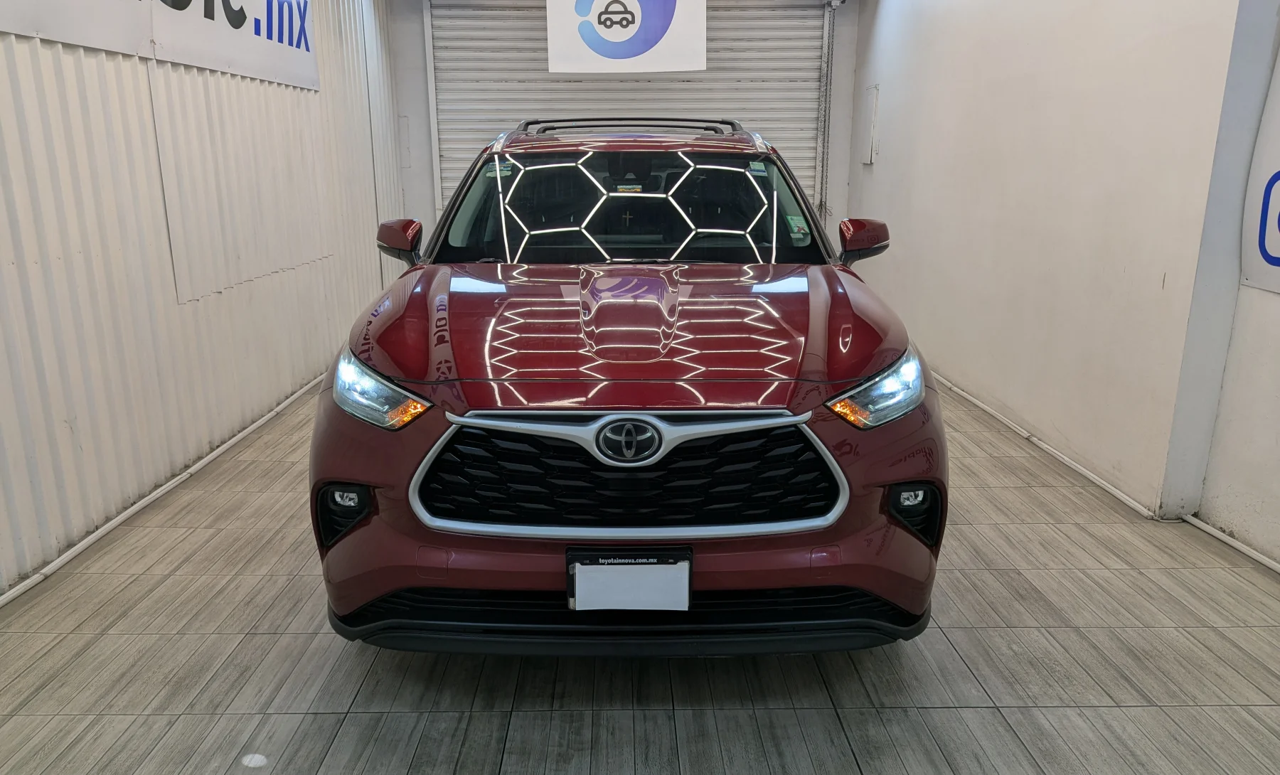 Toyota Highlander XLE 2020 — exterior 2 de 10