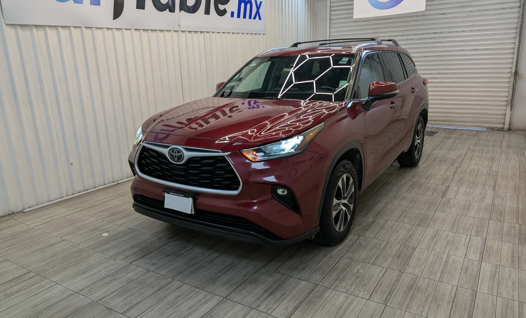Toyota Highlander XLE 2020 — exterior 1 de 10