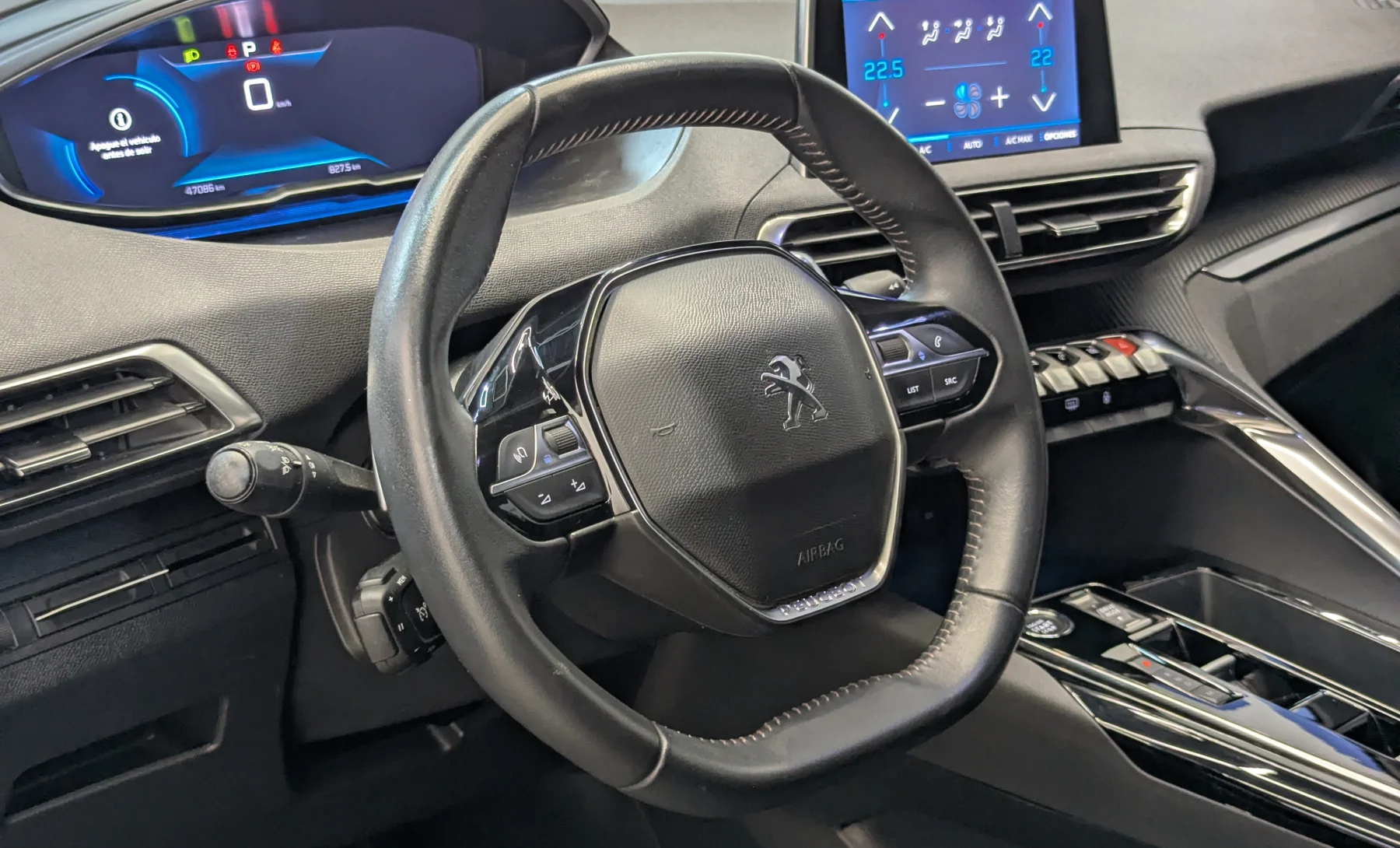Peugeot 3008 Active 2024 — interior 1 de 10