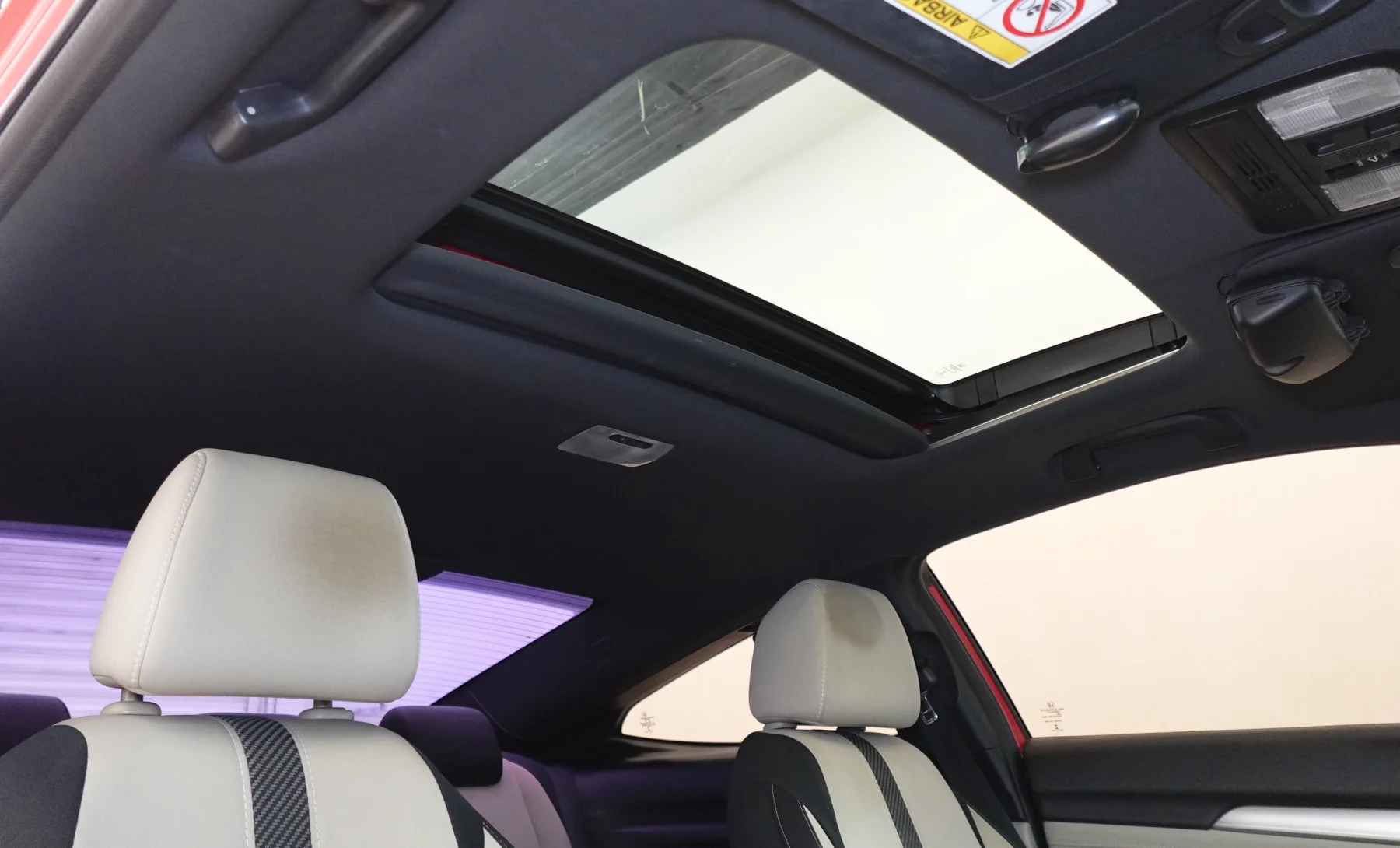 Honda Civic EX-L 2017 — interior 9 de 10