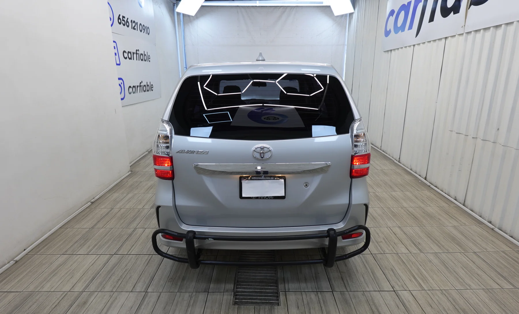 Toyota Avanza LE 2021 — exterior 5 de 10