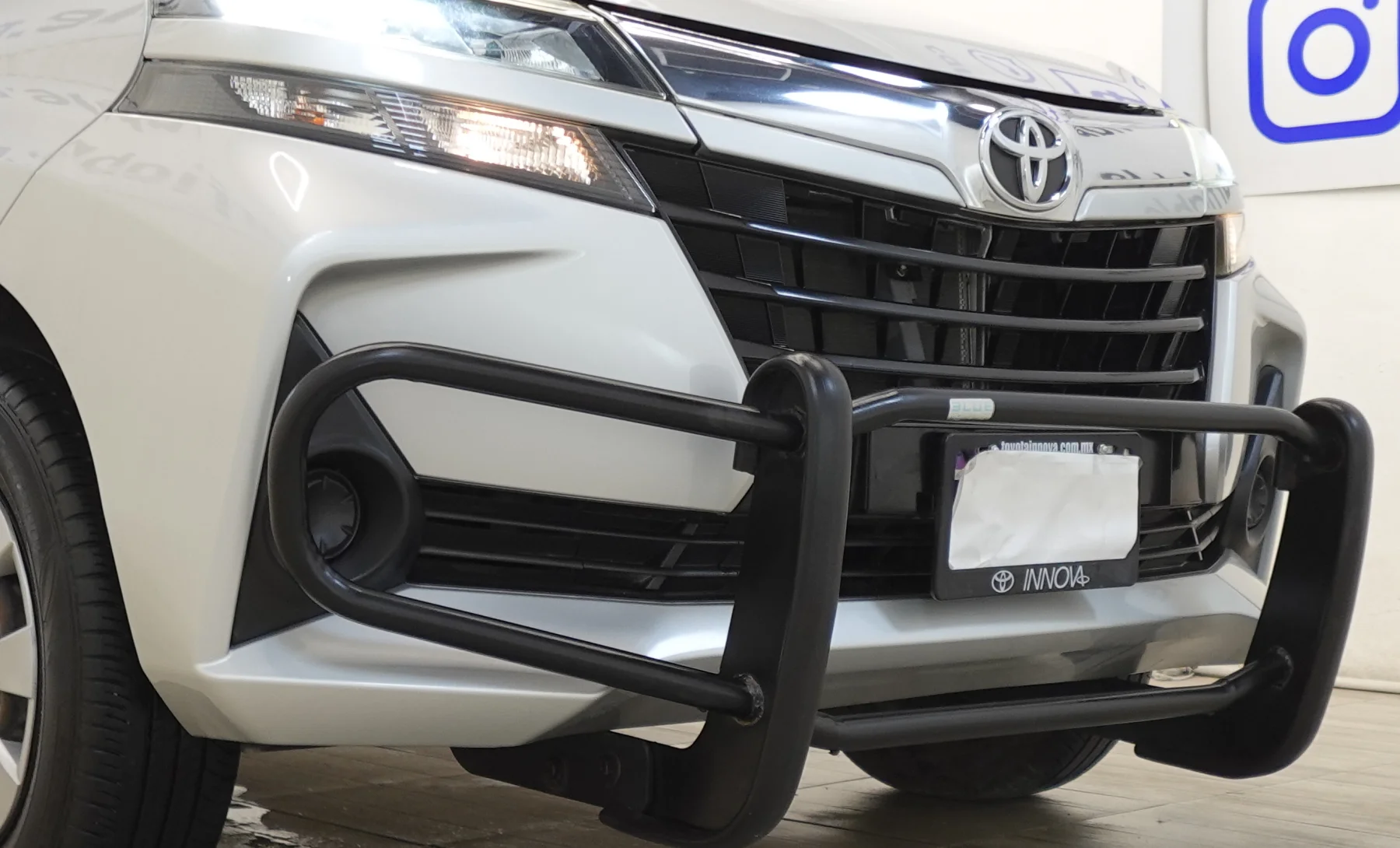 Toyota Avanza LE 2021 — exterior 7 de 10