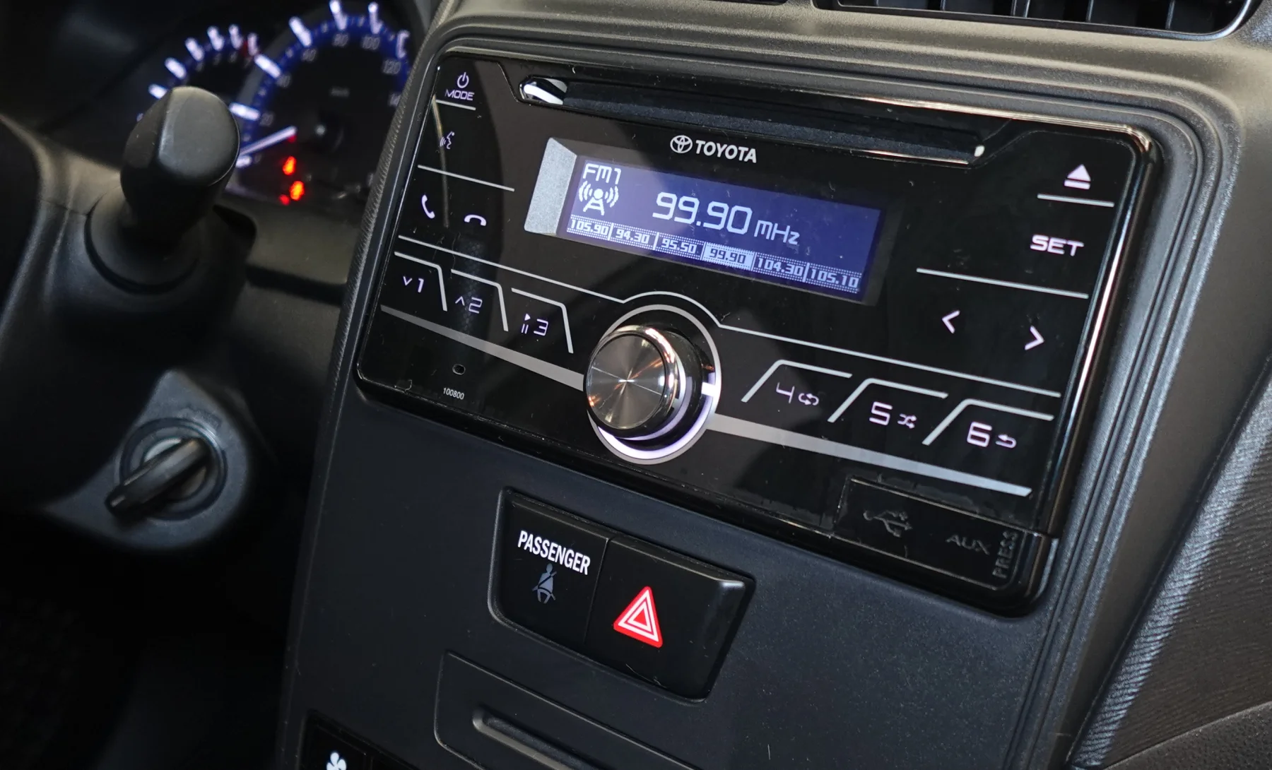 Toyota Avanza LE 2021 — interior 4 de 10