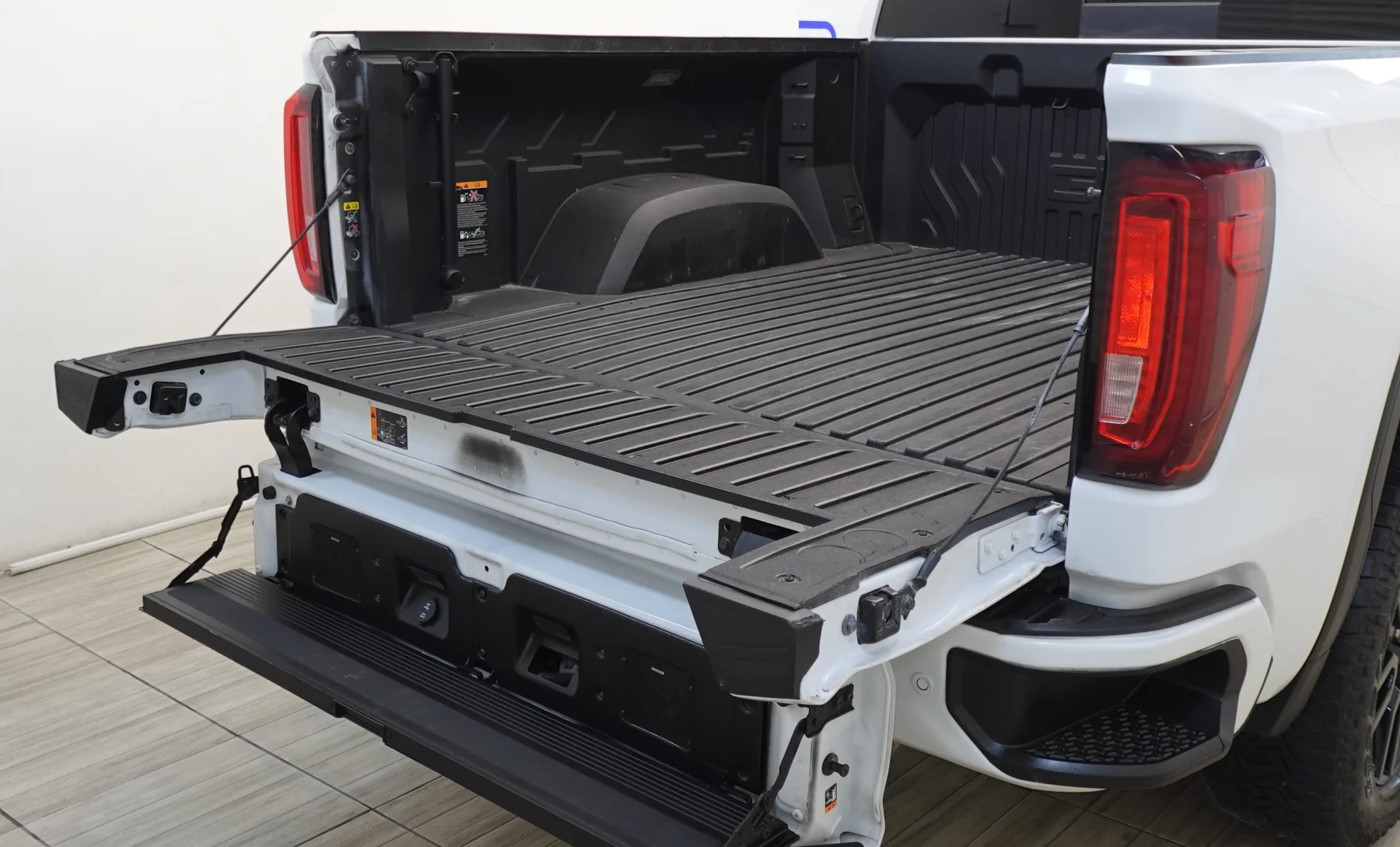 GMC Sierra 1500 AT4 2021 — exterior 7 de 10