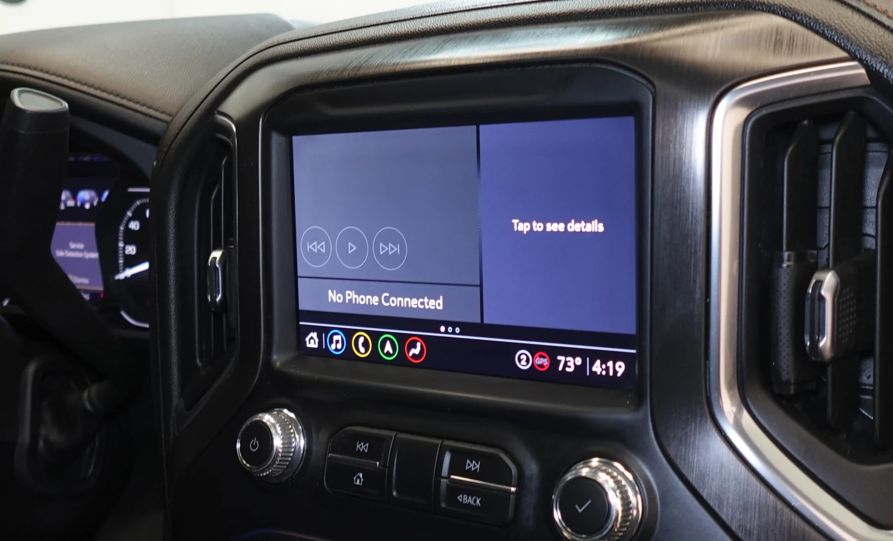 GMC Sierra 1500 AT4 2021 — interior 3 de 10
