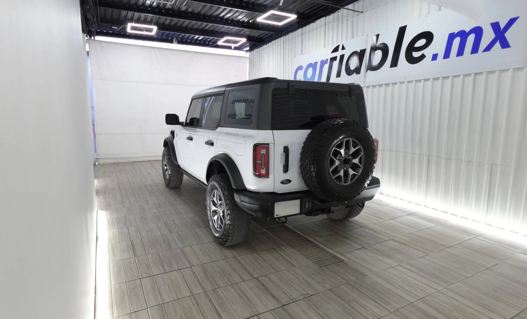 Ford Bronco Badlands 2023 — exterior 4 de 5