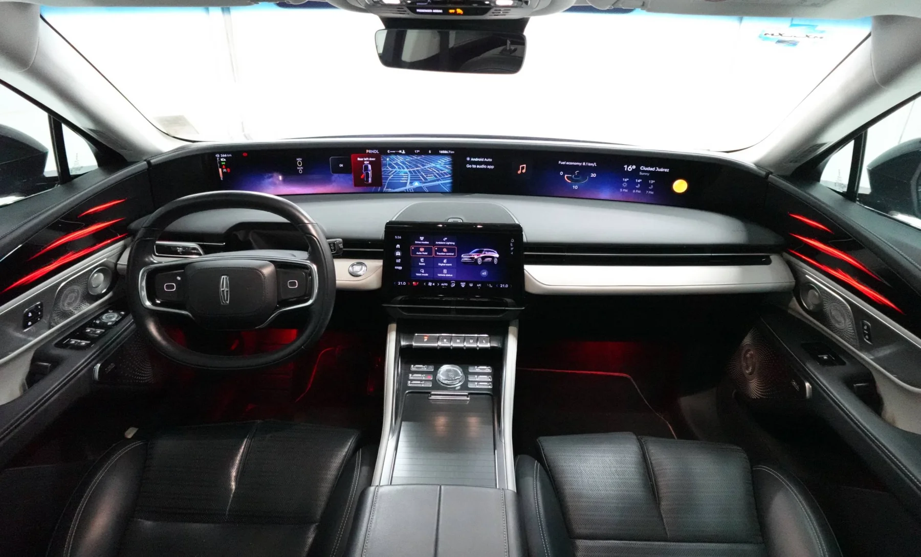Lincoln NAUTILUS Black Label Hybrid 2024 — interior 4 de 4
