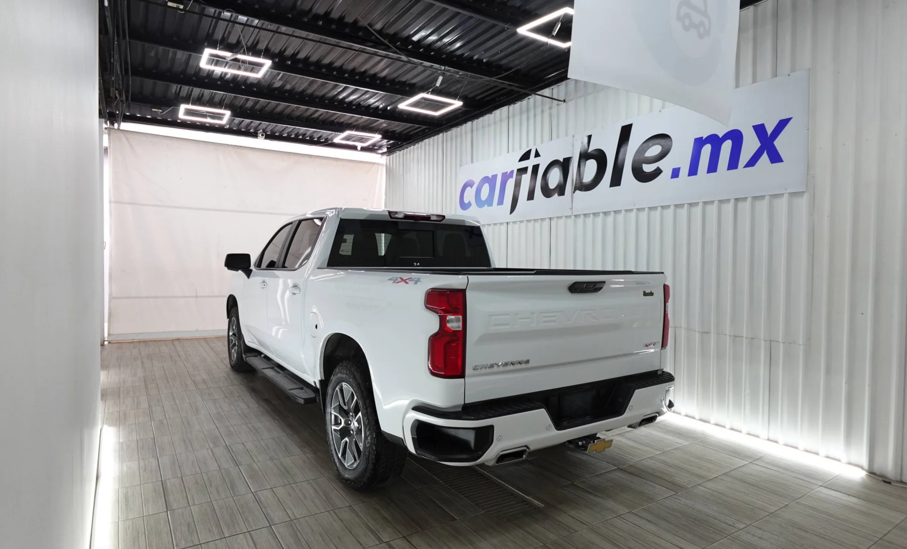 Chevrolet Cheyenne RST 2025 — exterior 4 de 5