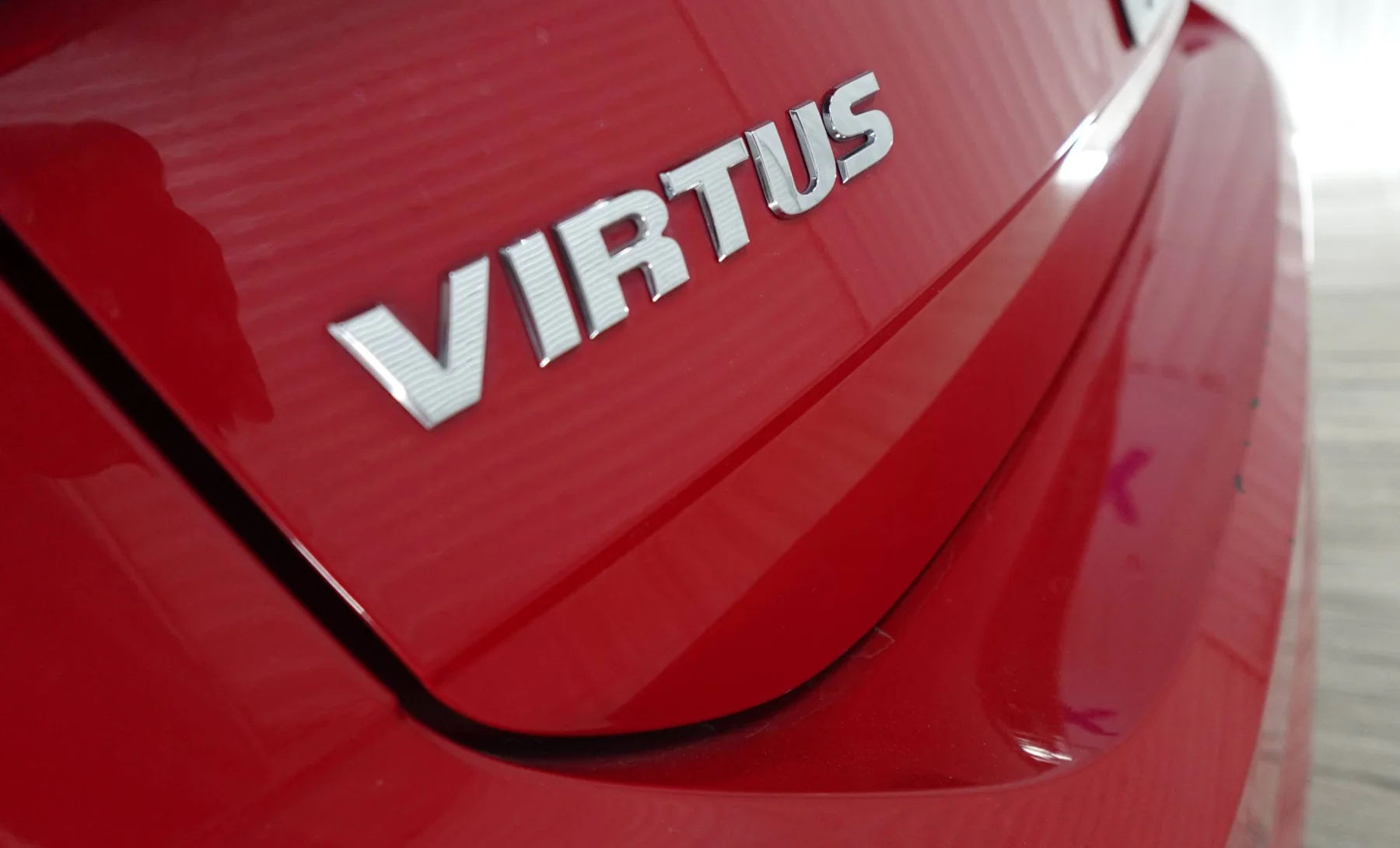 Volkswagen Virtus Base 2020 — interior 1 de 4