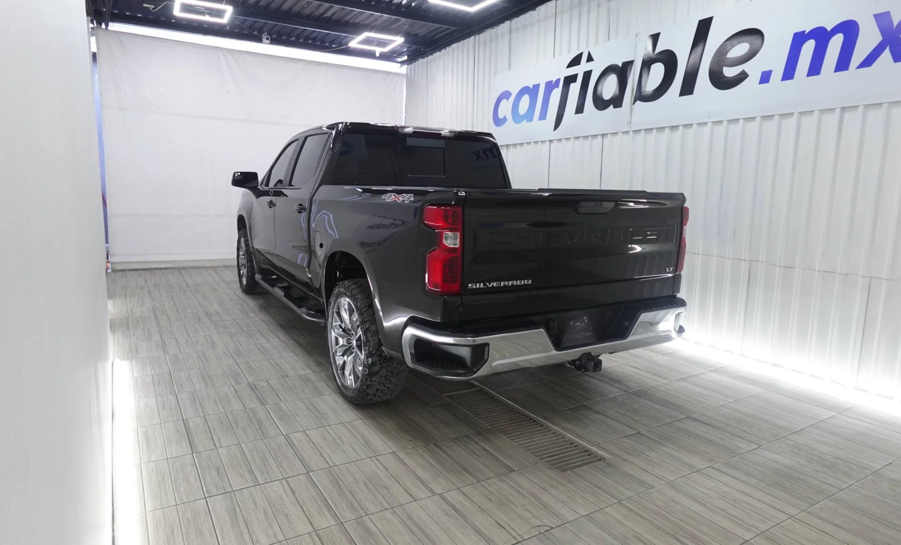 Chevrolet Silverado LT 2019 — exterior 4 de 5
