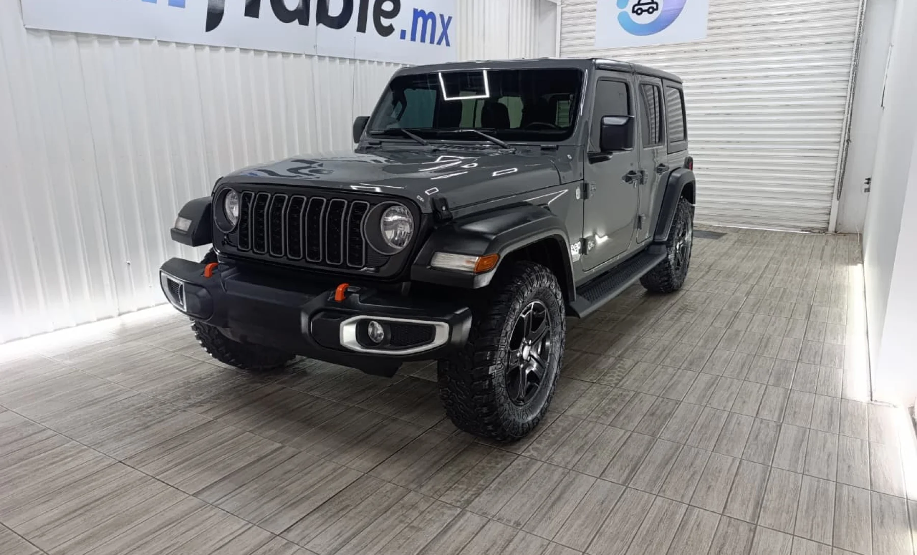 Jeep Wrangler Unlimited Sport 2018 — exterior 1 de 5