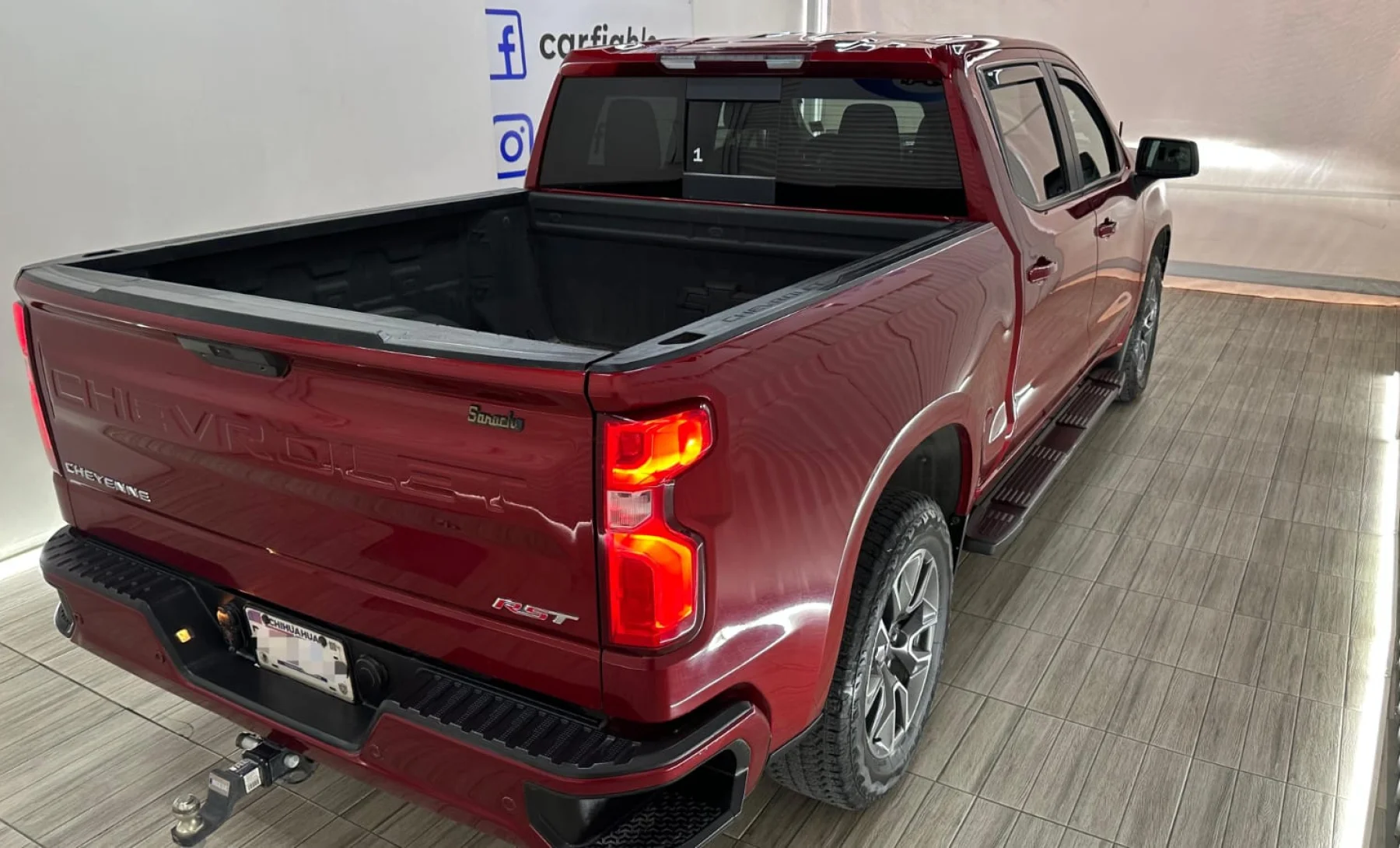 Chevrolet Cheyenne High Country 2021 — interior 3 de 4