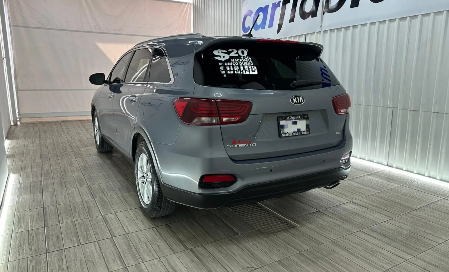 Kia Sorento Black Line 2020 — exterior 4 de 5