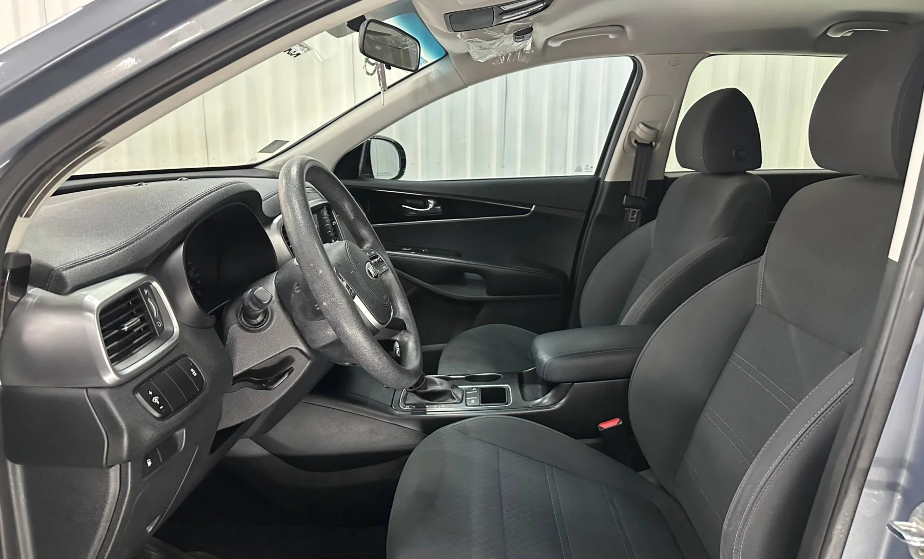 Kia Sorento Black Line 2020 — interior 1 de 4
