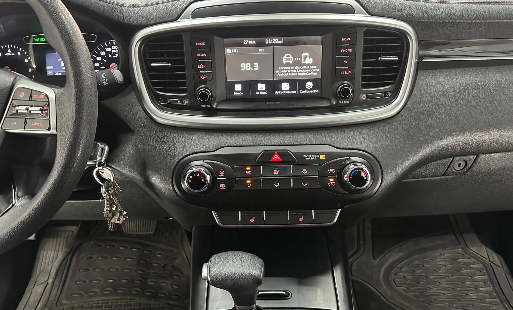 Kia Sorento Black Line 2020 — interior 3 de 4