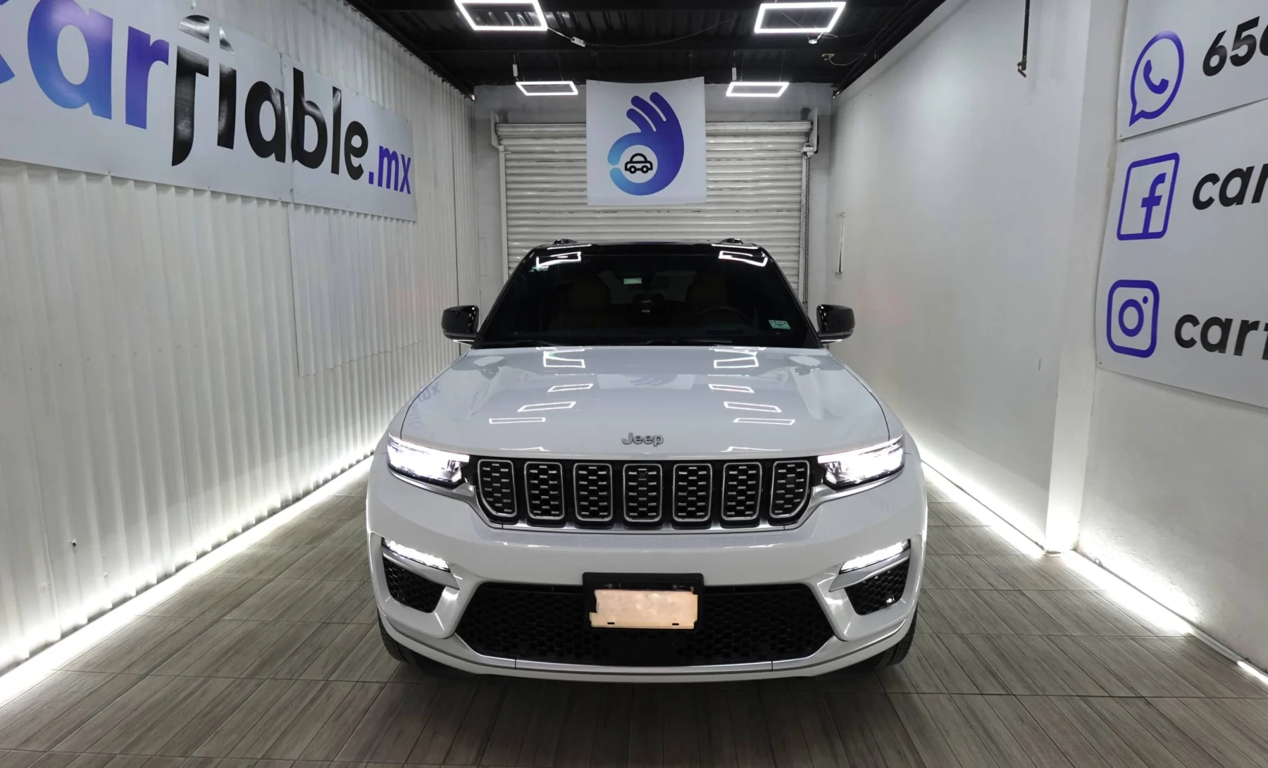 Jeep Grand Cherokee 4xe 2024 — exterior 2 de 5