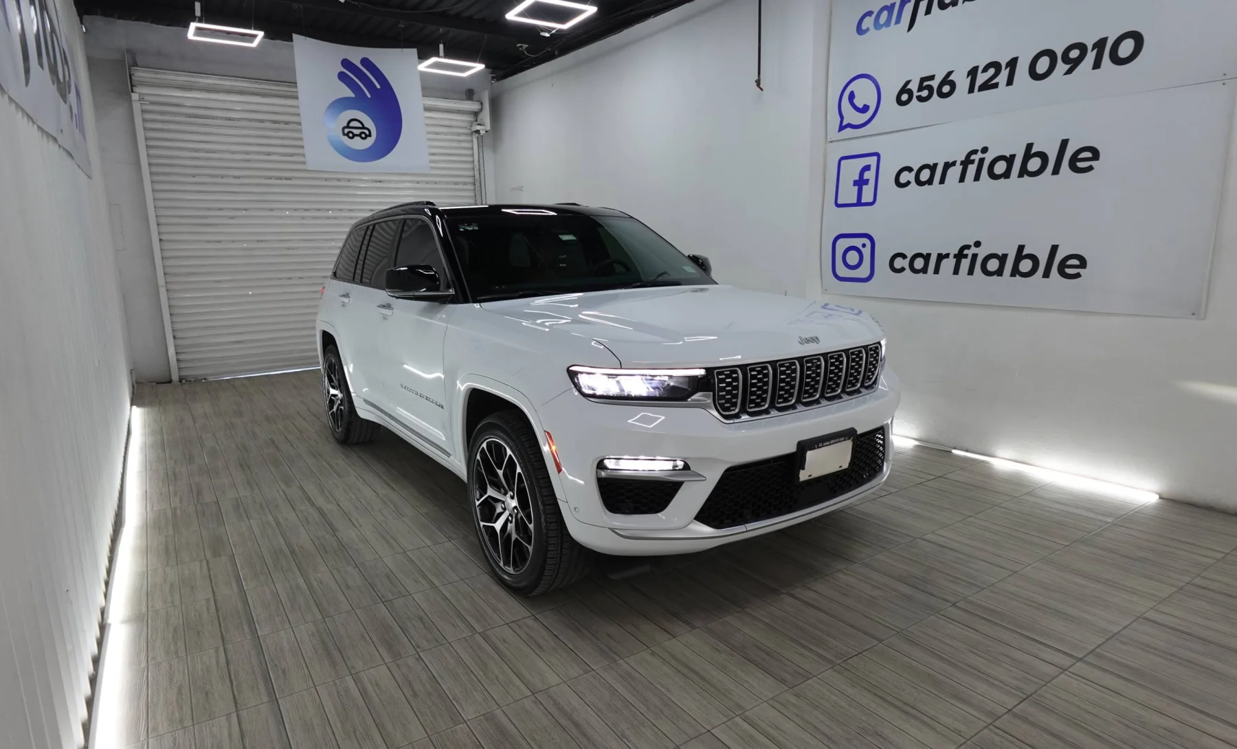 Jeep Grand Cherokee 4xe 2024 — exterior 3 de 5
