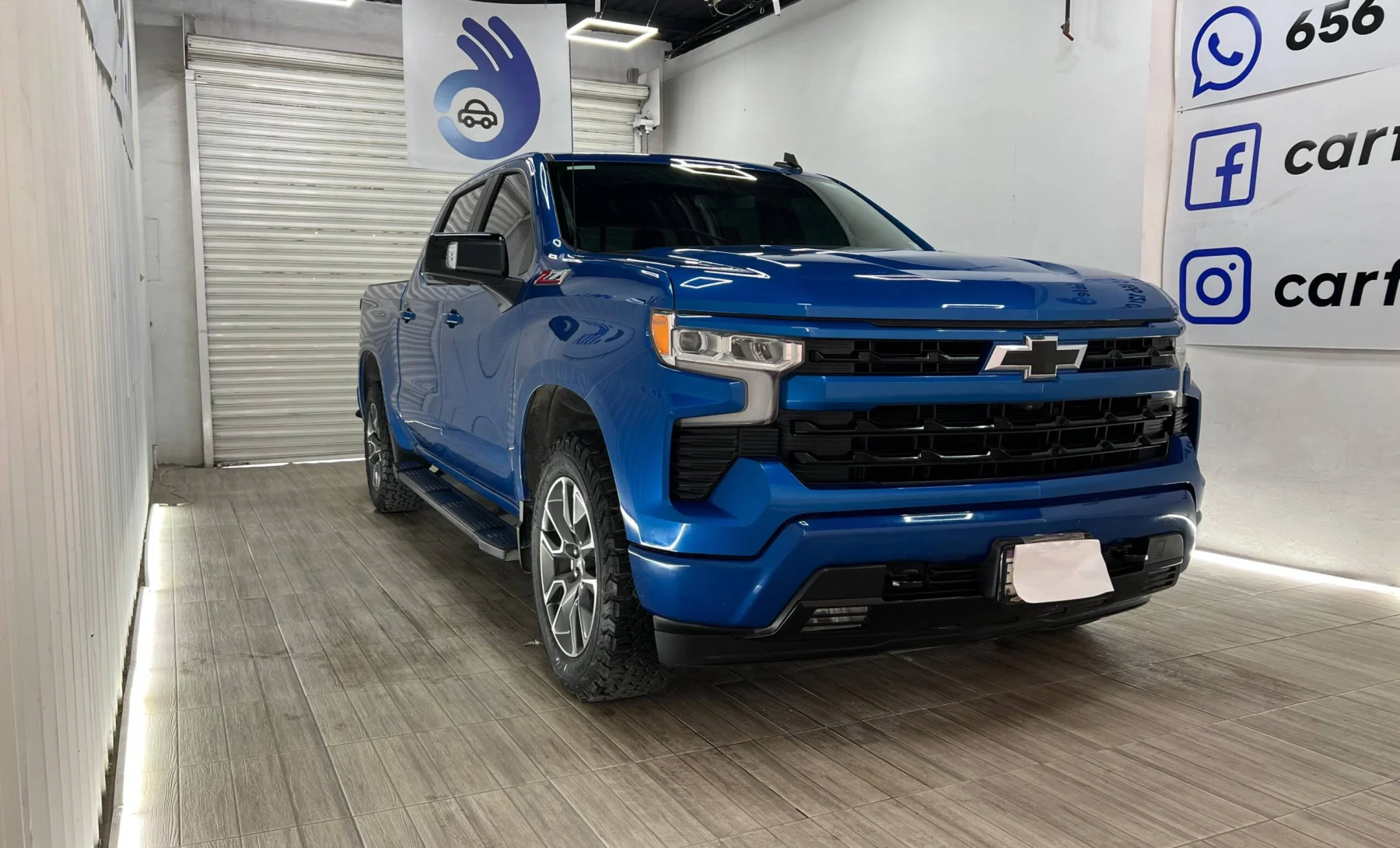 Chevrolet Cheyenne High Country 2023 — exterior 4 de 5