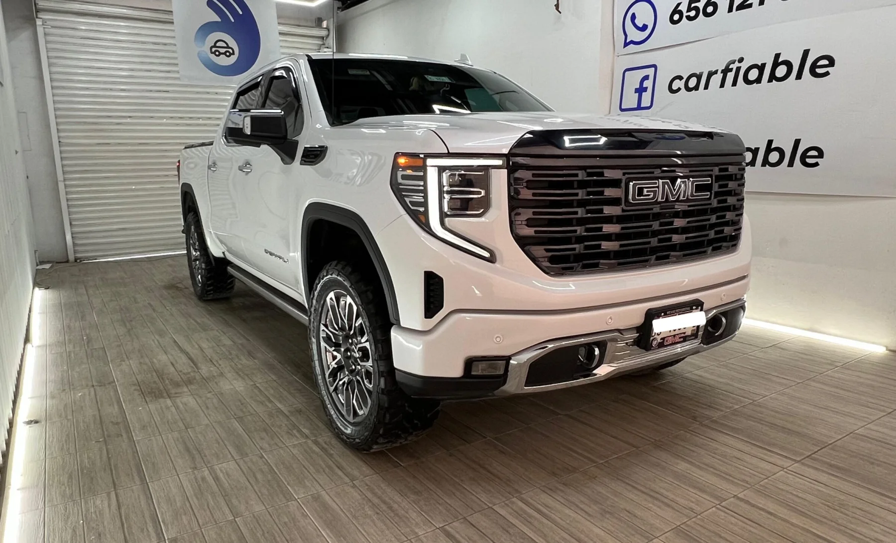 GMC Sierra Denali Ultimate 2023 — exterior 3 de 5