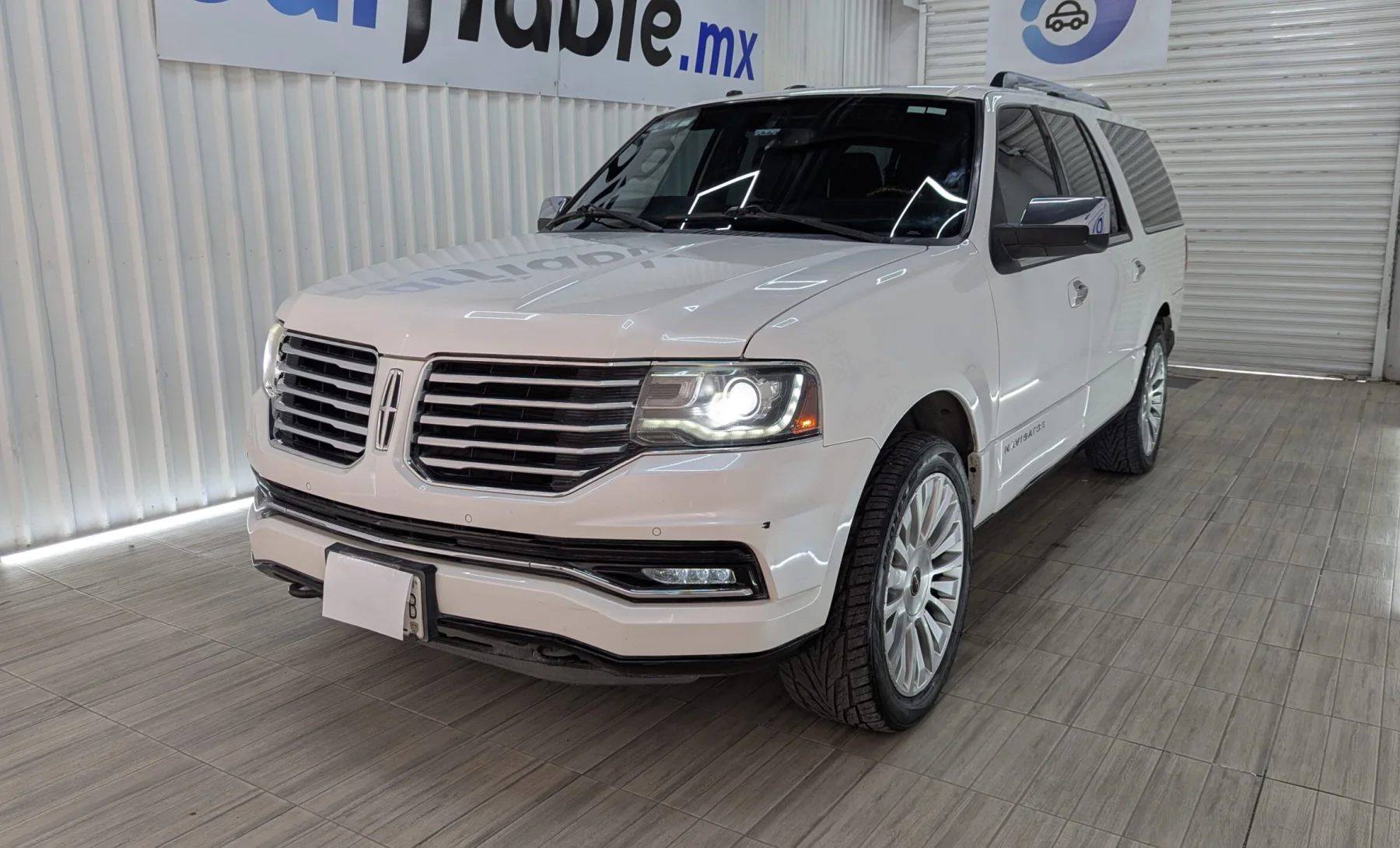 Lincoln Navigator Base 2016 — exterior 1 de 5